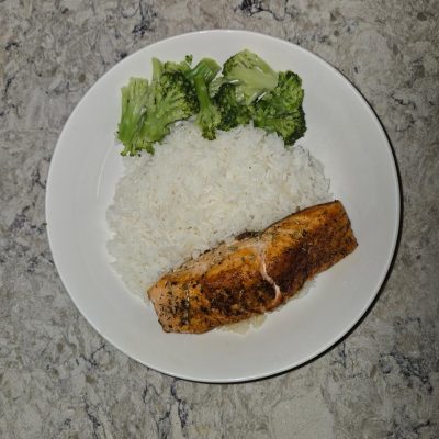 Pan seared Salmon with Jasmine rice & steamed broccoli